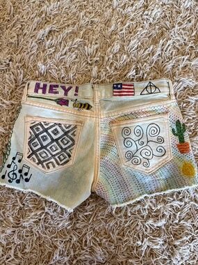 Old Navy The Diva Upcycled Blue Denim Jean Shorts Size 1 Regular Boho Festival